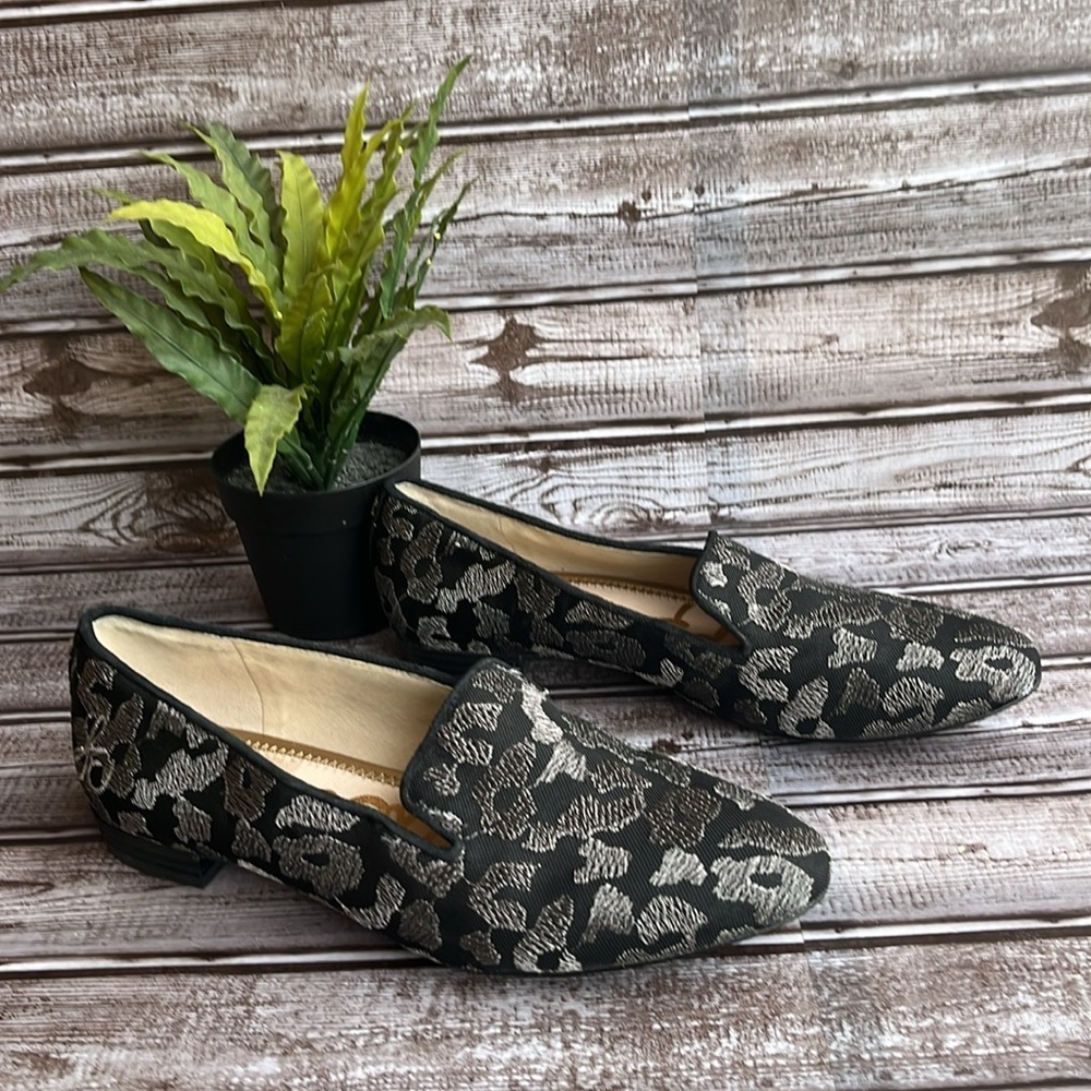 Sam Edelman Black and Gray Patterned Pointed toe Loafers size 7.5 - Picture 4 of 13